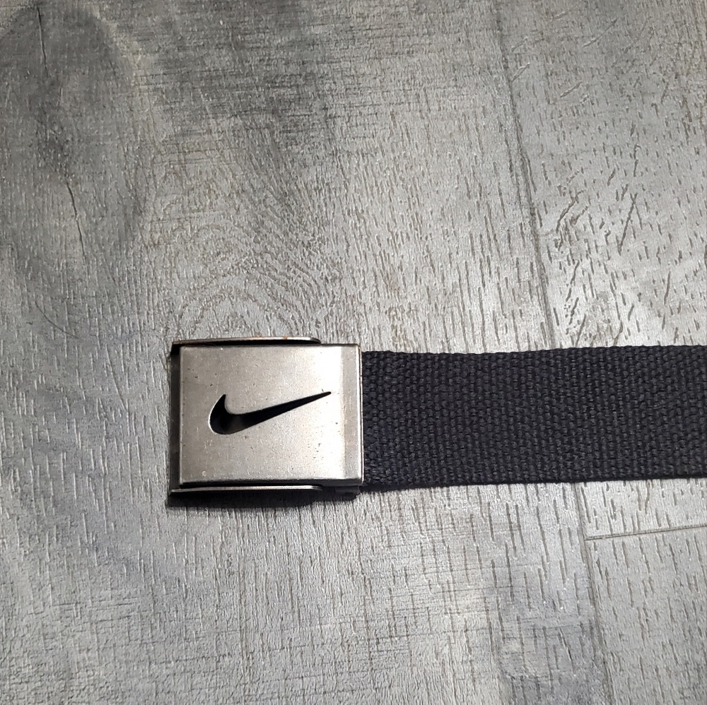 4 nike golf belts 37